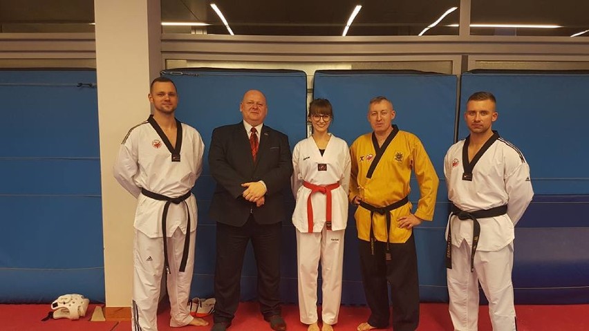 Kolejni reprezentanci UKS Taekwondo Pleszew w gronie posiadaczy czarnych pasów