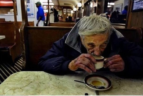 Zdjęcie ilustrujące akcję "Zawieszona kawa" stało się hitem...