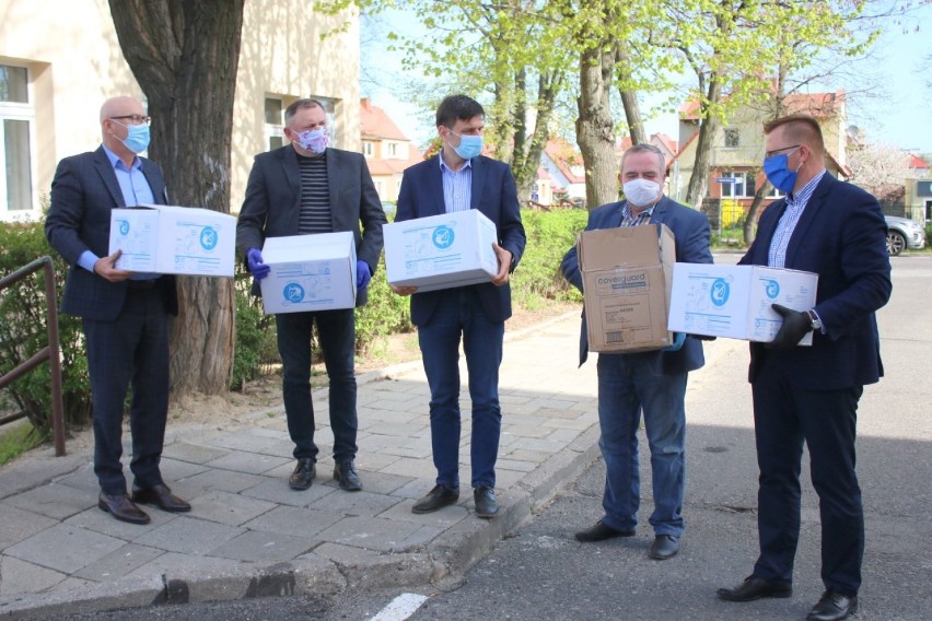 Gmina Głogów przekazała szpitalowi cztery tysiące maseczek ochronnych