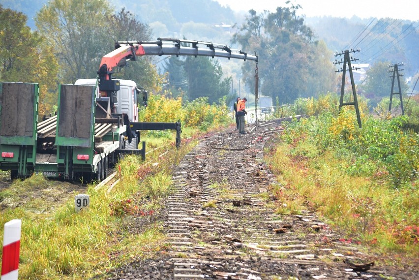 Prowadzone prace to kontynuacja modernizacji linii kolejowej...