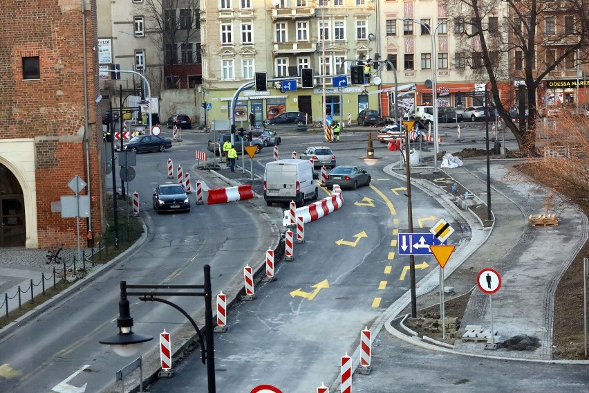 Nowa organizacja ruchu na remontowanej ulicy Pocztowej w Legnicy, zobaczcie zdjęcia