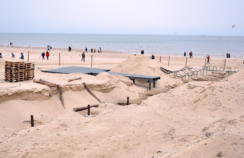 Zobaczcie, jak latem będzie wyglądała plaża w Świnoujściu. I tu wtargnęła budowa