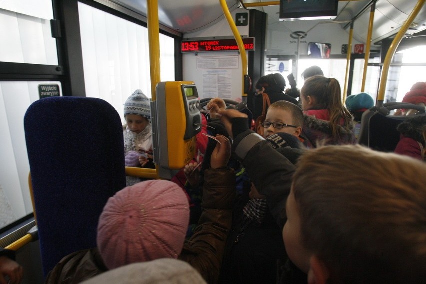 Nowy autobus MPK w Legnicy (ZDJECIA)