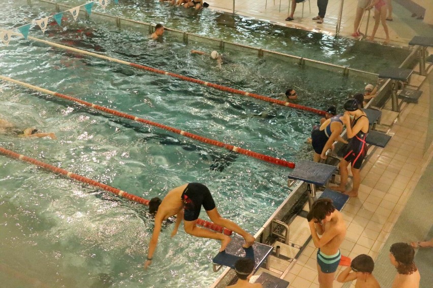 Mikołajkowe Zawody Pływackie Aquapark Wągrowiec
