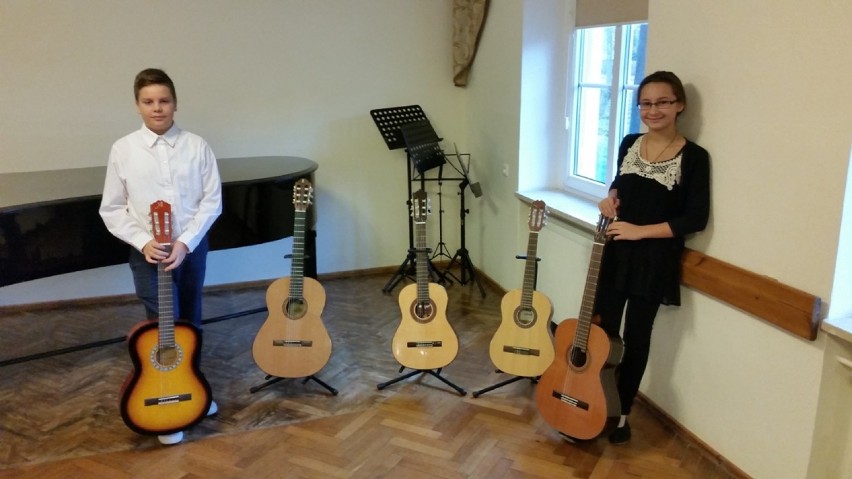 Występy gitarowe uczniów świebodzińskiejh szkoły muzycznej
