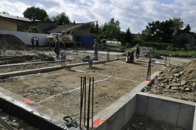 Postępy na placu budowy żłobka w Starym Sączu