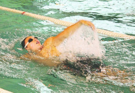 Tczewianin Radosław Machniewicz wystąpi 6 i 7 maja w meczu pływackim Polska - Czechy - Słowacja.