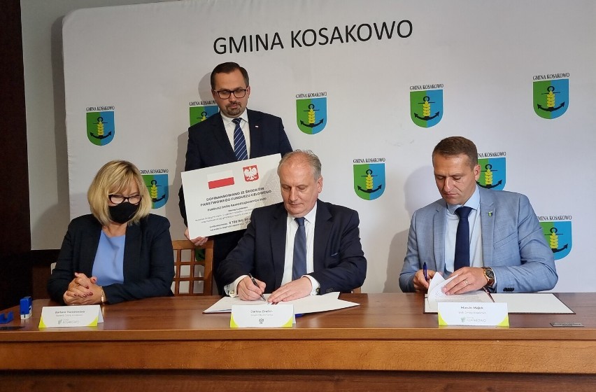 Podpisanie umowy na Chmielną/Paska w gminie Kosakowo oraz konferencja podsumowująca Rządowy Fundusz Rozwoju Dróg - 24 września 2021