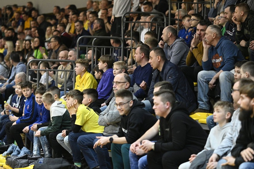 Kibice na meczu Futsal Świecie - Jagiellonia Białystok. Zobacz zdjęcia