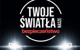 Sprawdź światła przed zimą. Darmowa akcja policji i stacji kontroli pojazdów dla kierowców w Tomaszowie 