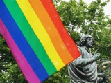 Radny PiS kontra tęcza LGBT. Co odpowiedział prezydent?