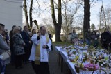 W Wielką Sobotę parafianie święcili pokarmy w kościele pw. św. Jakuba w Skierniewicach