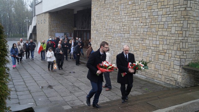 Uroczystości w Jastrzębiu: uczcili pamięć ofiar katastrofy smoleńskiej