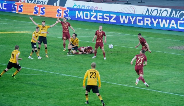 Chojniczanka Chojnice przegrała 0:3 z GKS-em Katowice i nie ma praktycznie szans na bezpośredni awans do 1 Ligi