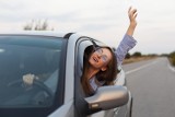Słuchasz muzyki w samochodzie? Od jej rodzaju zależy twoje bezpieczeństwo. Co najlepiej włączyć ruszając w trasę?