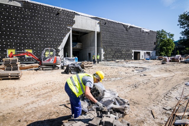 Kryształowa Arena - tak nazywać się będzie nowe lodowisko, które powstaje przy ul. Toruńskiej.