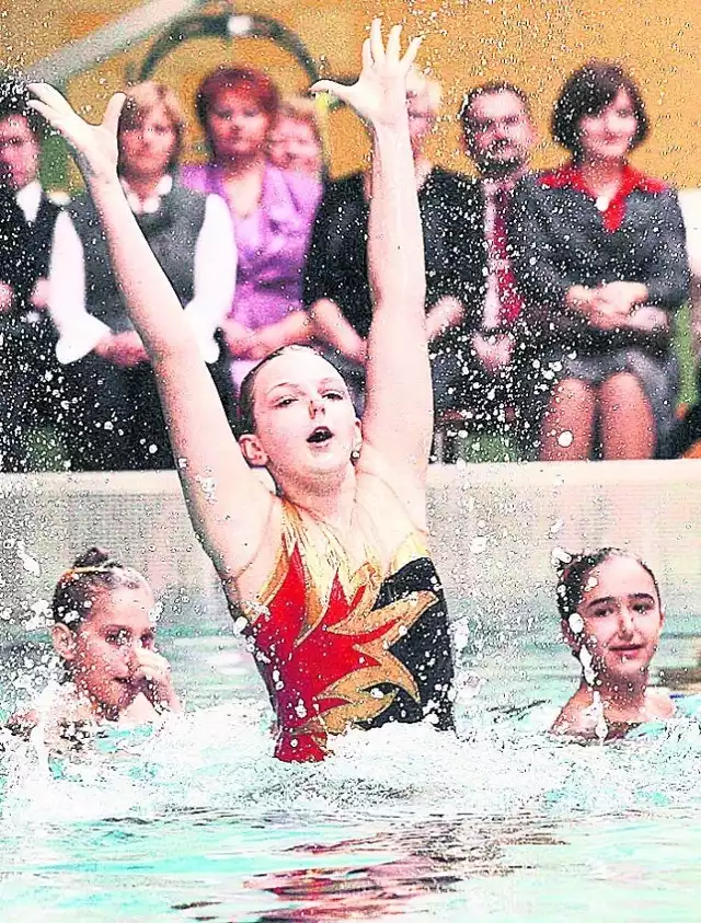 W czwartek uroczyście otwarto basen w Chojnowie