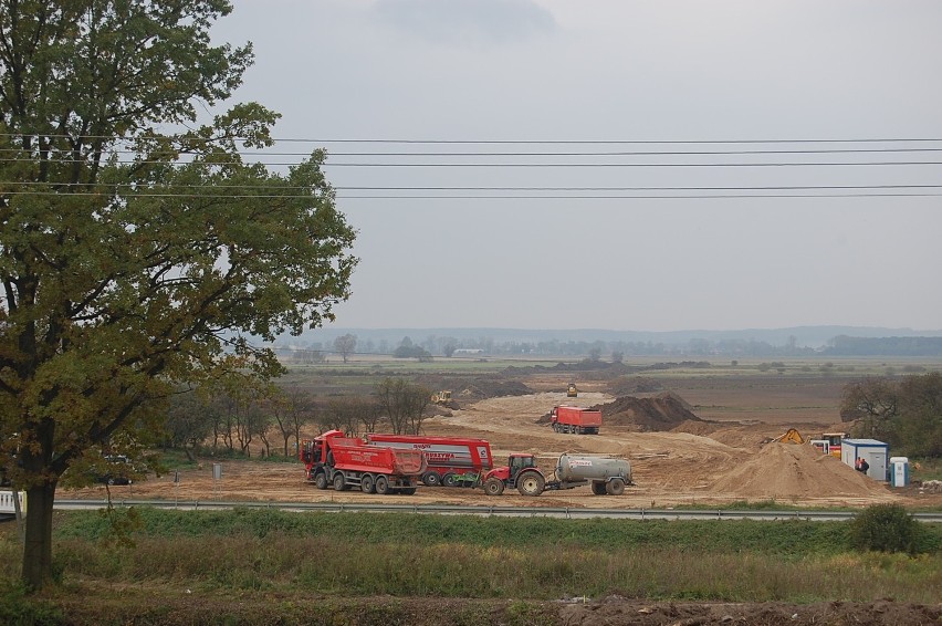 Kwidzyn. Można zauważyć ruch w budowie mostu przez Wisłę [FOTO / FILM]