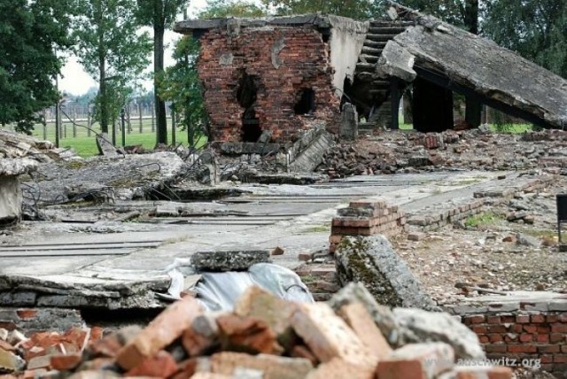 Ruiny krematorium II w Birkenau