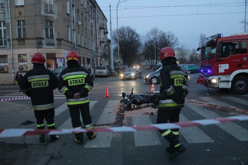 Wypadek na Kilińskiego. Motocyklista zderzył się z...