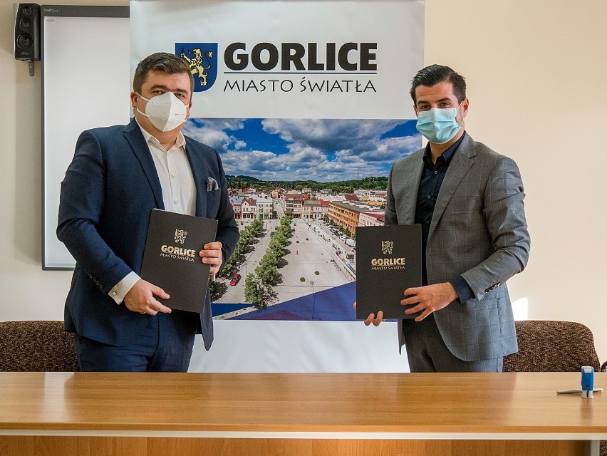 Umowa została podpisana i toksyczne odpady znikają z Gorlic