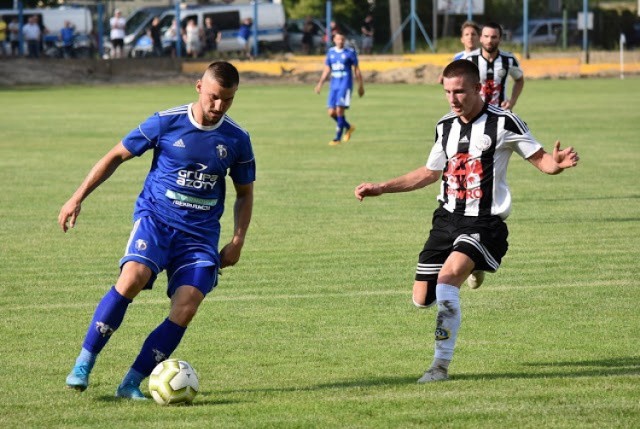 W sobotę (godz. 17) na Stadionie Miejskim w Tarnowie, w meczu inaugurującym rozgrywki IV ligi, „Jaskółki” zagrają z beniaminkiem Metalem Tarnów