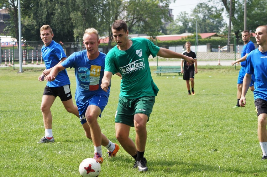 Turniej Piłki Nożnej Drużyn Amatorskich w Inowrocławiu [zdjęcia] 
