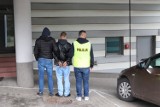 Olkusz. Policjanci zatrzymali 33-latka, który okradał olkuskie sklepy. Prokuratura postawiła mu zarzuty, a olkuski sąd zastosował areszt