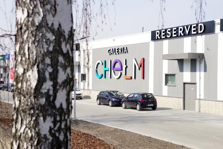 Chełm. Galeria Chełm zamiast "wielkiego otwarcia" organizuje liczne akcje wsparcia dla chełmian