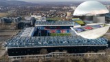 Parkingi, boisko i tarasy przy stadionie Wisły. Muszą jednak znaleźć się pieniądze