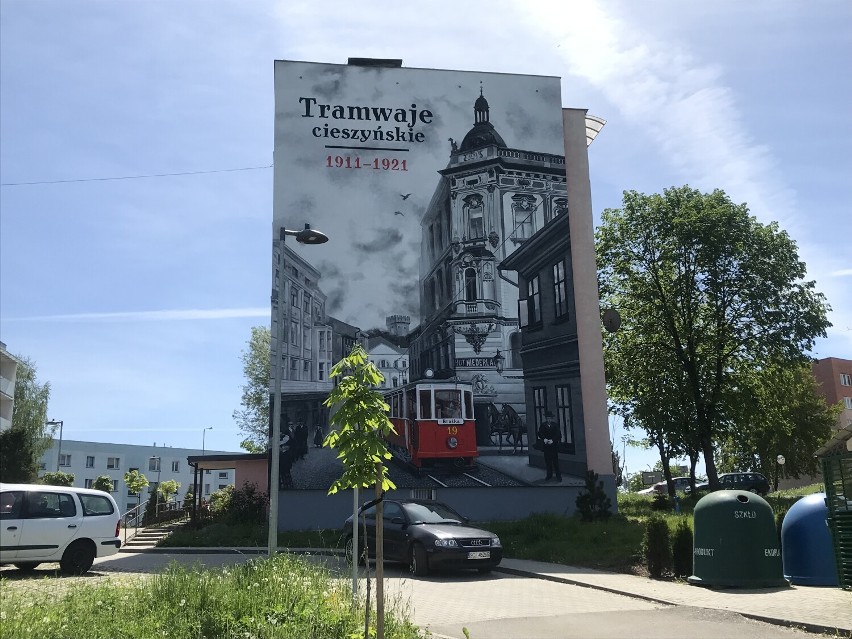 Mural "Tramwaje cieszyńskie" na Podgórzu II w Cieszynie