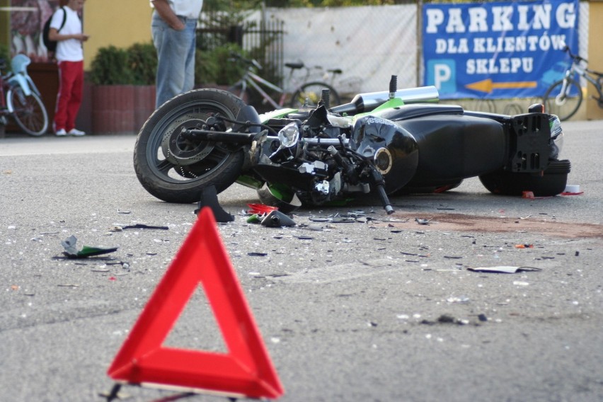 Prawiedniki: Zderzenie motocykla z autem osobowym