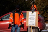 Lublin. W manifestacji antyszczepionkowców wziął udział ratownik medyczny. Teraz ważą się losy jego dalszego zatrudnienia