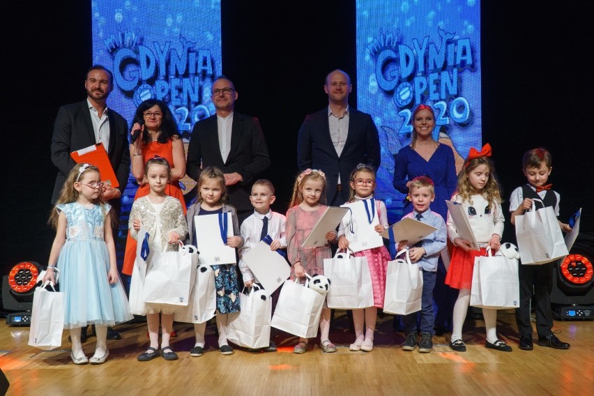 Uroczysty gala festiwalu piosenki dziecięcej i młodzieżowej Mini Gdynia OPEN 2020