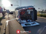 Kraków. Wypadek z udziałem karetki pogotowia        