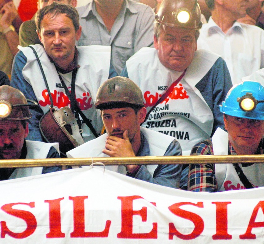 Rok 2003

"Silesia" wraz z 23 innymi kopalniami wchodzi w...