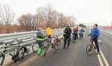 Inowrocław. Cykliści z Klubu Turystyki Rowerowej "Kujawiak" na zimowych szlakach. Zdjęcia