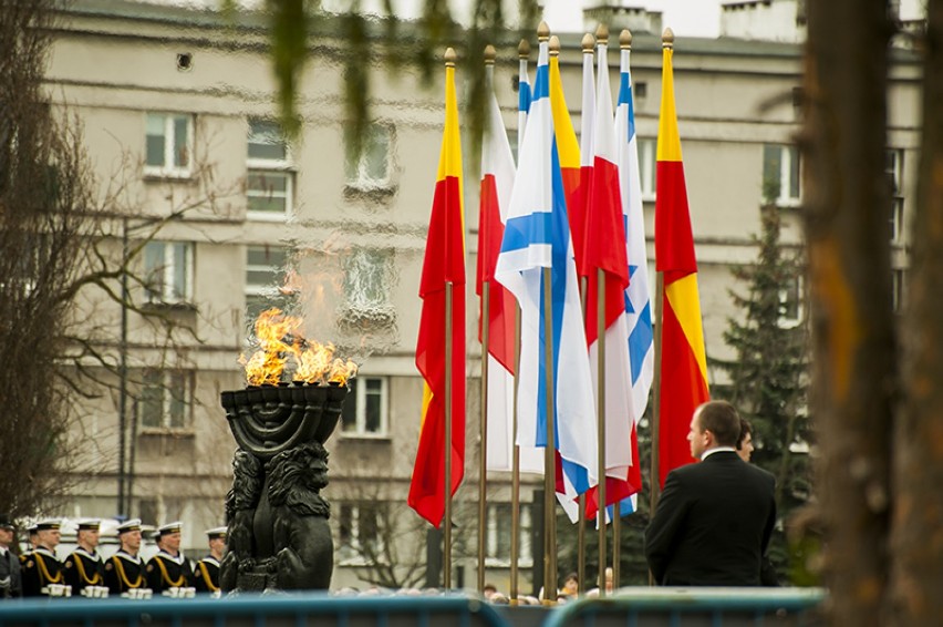 Oficjalne obchody 70. rocznicy wybuchu powstania w getcie warszawskim