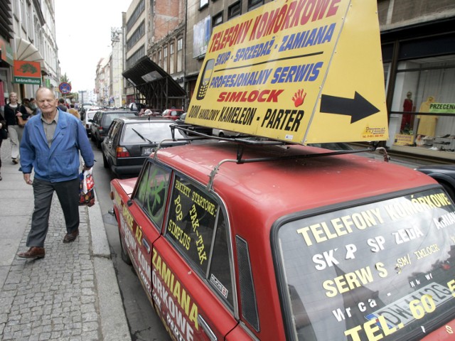 Nielegalne reklamy przy ulicach: ZDM robi porządki na wiosnę!