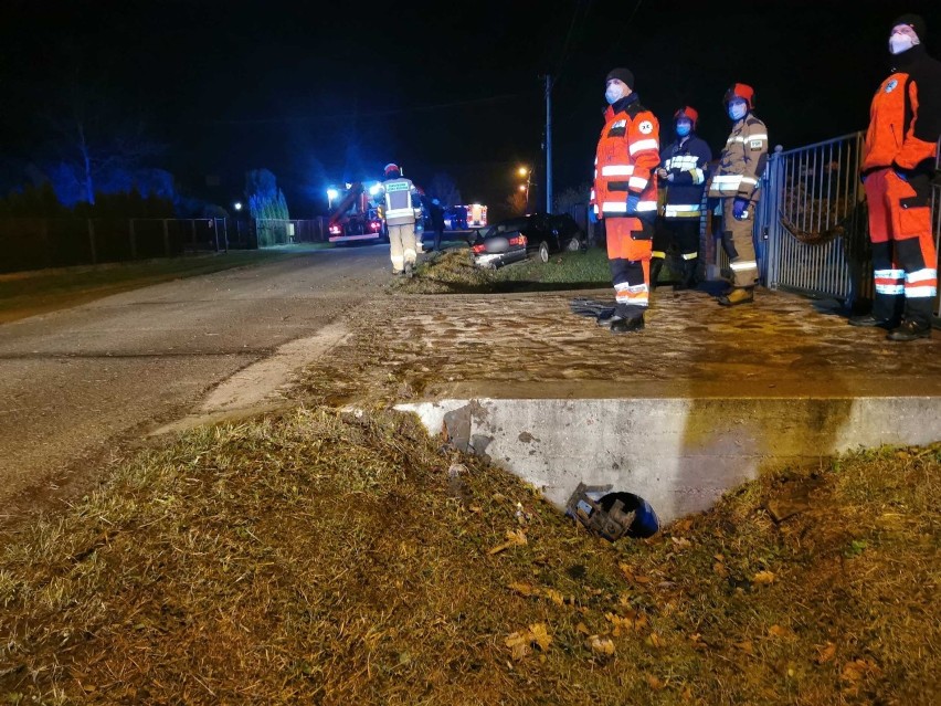 W Hureczku w powiecie przemyskim kierujący BMW uderzył w betonowy przepust [ZDJĘCIA]