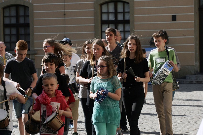 Parada perkusyjna Drum Battle w Legnicy [ZDJĘCIA]