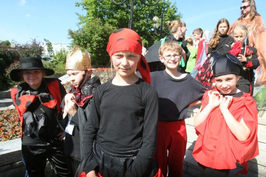 Dni Rybnika 2013: Parada teatrów dziecięcych na rynku