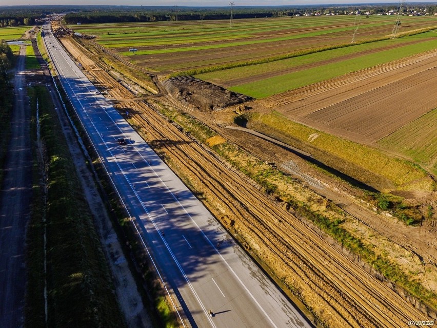 Oto najnowsze zdjęcia z budowy autostrady A1 na odcinkach D...