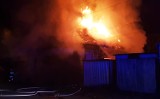 Nocny pożar w Starym Sączu. Trzy osoby walczą o życie