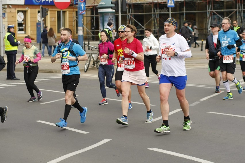 Orlen Warsaw Marathon - tak przebiegła rywalizacja [ZDJĘCIA...