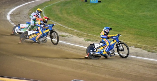 W PGE Speedway Ekstralidze rozegrano dotychczas pięć kolejek. Stal przegrała do tej pory cztery mecze i czeka na decyzję odnośnie meczu z Włókniarzem Częstochowa.