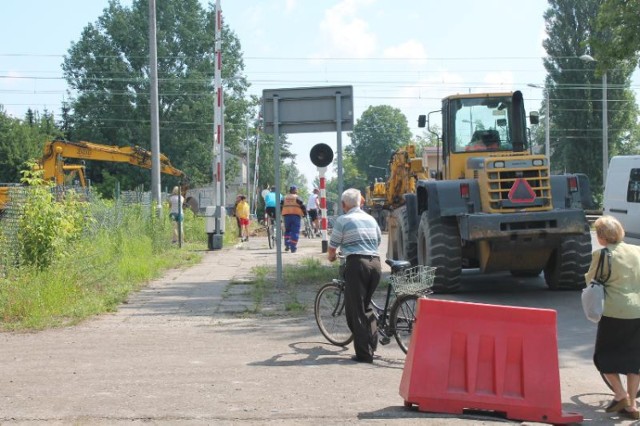 Wydłużą się prace na linii nr 22 Tomaszów - Radom. Na razie nie wrócą pociągi TLK