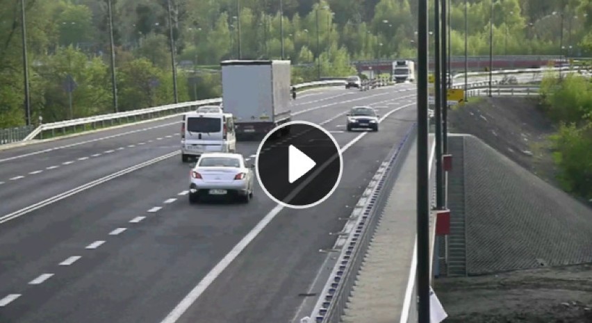 Kierowca forda mondeo jechał pod prąd w Gliwicach na trasie...