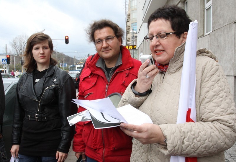 Gdynia: Protest przeciw ACTA. Zdjęcia z rozpoczęcia manifestacji