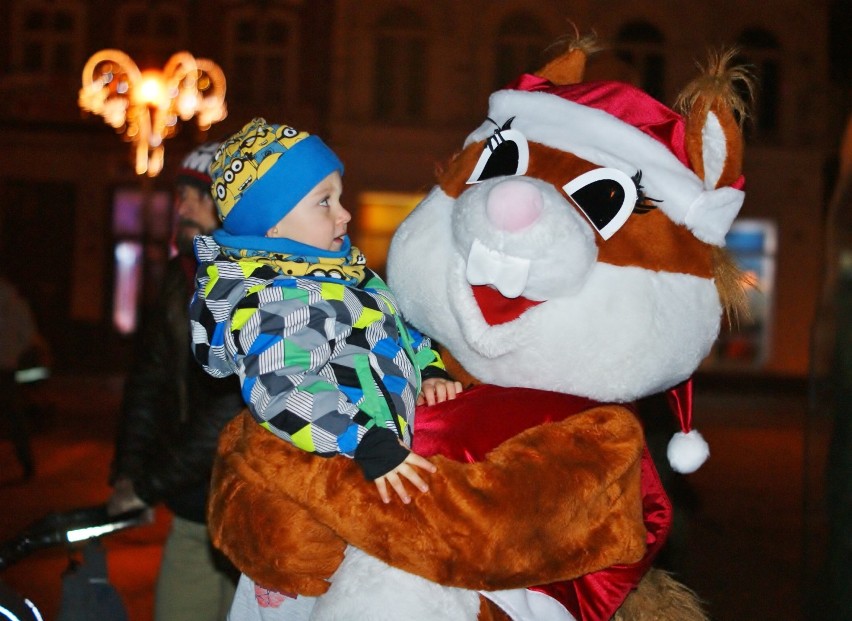 Kraina Świętego Mikołaja na Rynku w Inowrocławiu [zdjęcia]